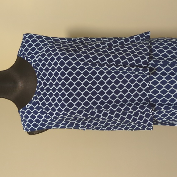 DKR Women's Stretch Blue and White Diamond Pattern Sleeveless Dress Large - Picture 3 of 14